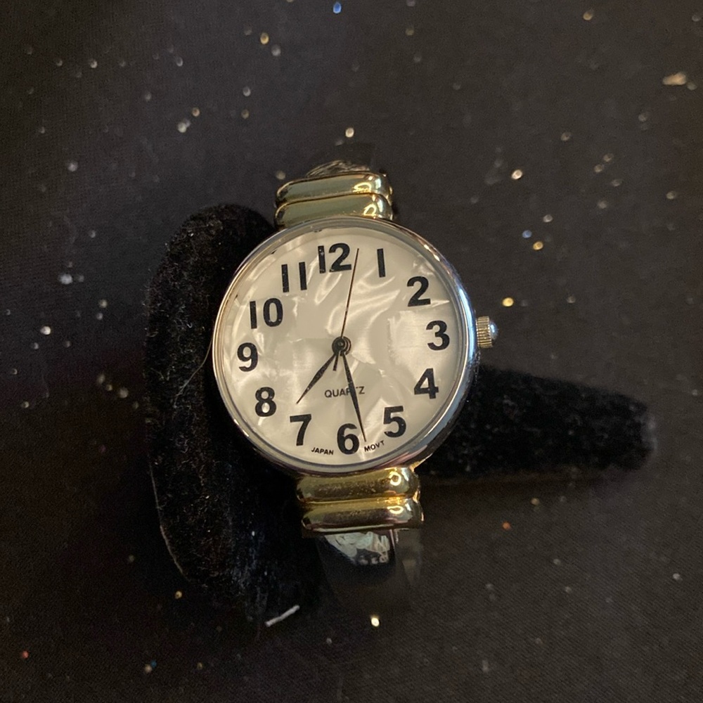 E. T. CCO - Quartz - Women’s Bracelet Watch